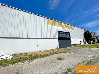 Local d'activité de 348 m² - Nord-est