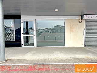 Local commercial Saint Sulpice La Pointe 150 m2