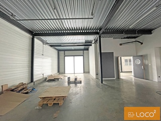 Local d'activité de 142 m² - ZI de Thibaud