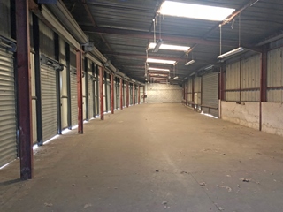 Entrepôt / Toulouse Fondeyre