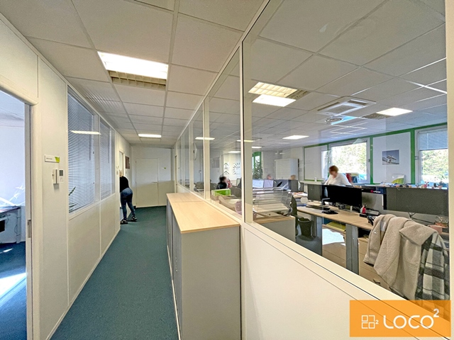 Bureaux à louer à Labege