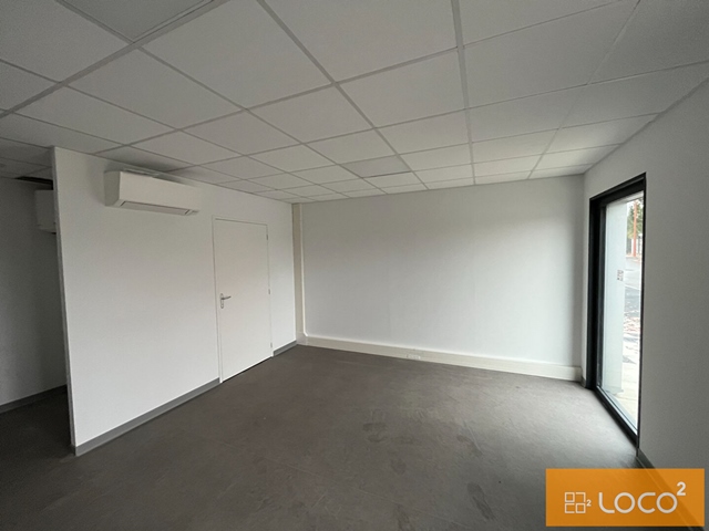 Local d'activité de 180 m² - LALANDE