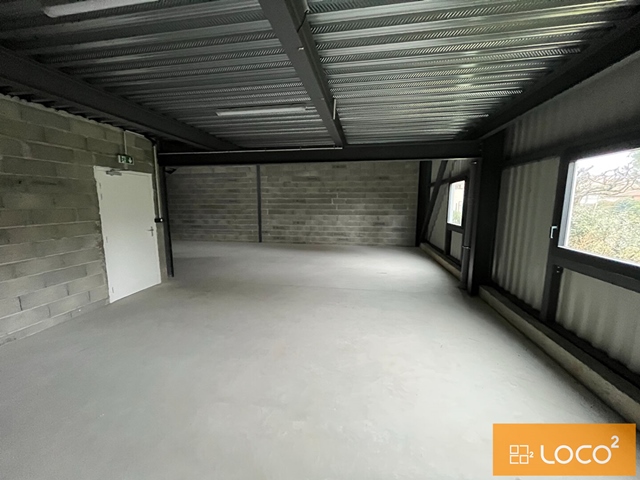 Local d'activité de 180 m² - LALANDE