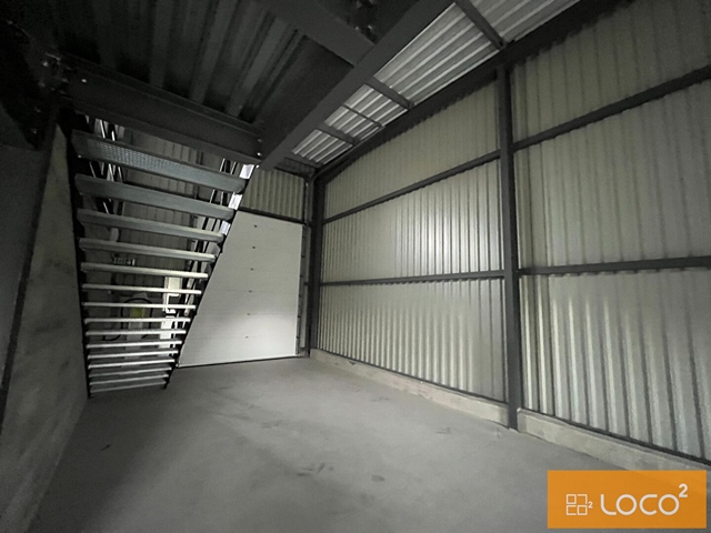 Local d'activité de 180 m² - LALANDE