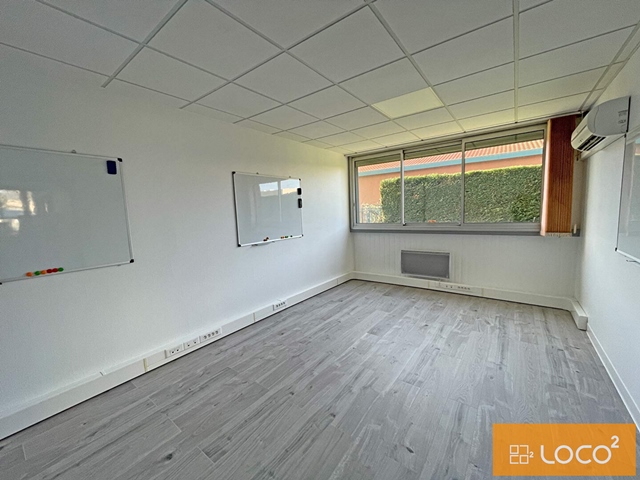 Bureaux de 70 m² en R+1