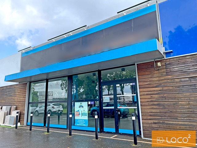 Local commercial de 200 m² - Zone de MONTREDON