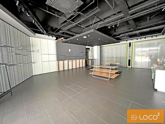 Local commercial C.C. E.LECLERC - Rouffiac Tolosan 180 m2