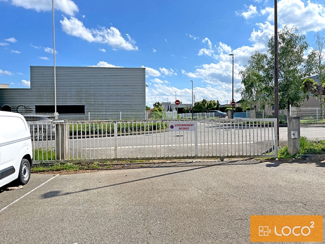 Bâtiment de 1044 m²- Parc d'activités de MONLONG