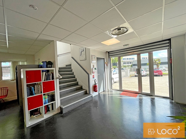 Bâtiment de 1044 m²- Parc d'activités de MONLONG