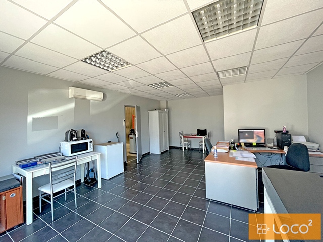 Local d'activité de 180 m² - EXCLUSIVITÉ