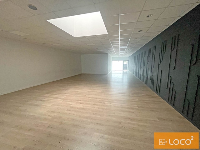 Local commercial Saint Sulpice La Pointe 150 m2