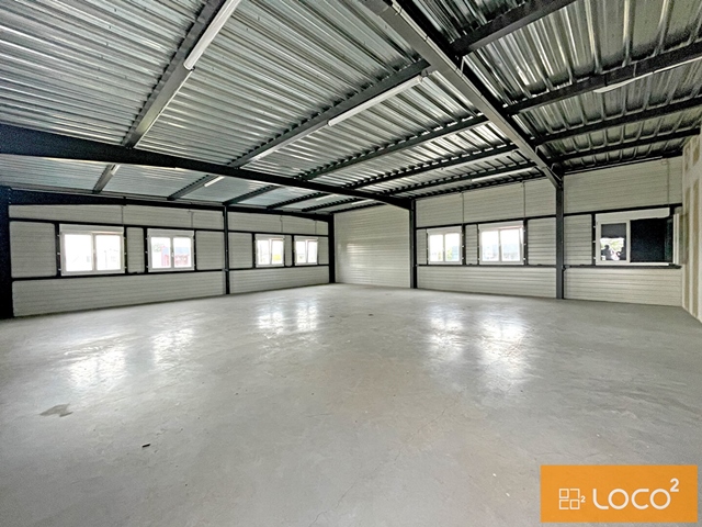 Stockage/Bureaux brut de 142 m² - ZI de Thibaud