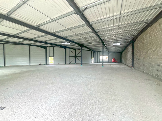Local commercial Merville 648 m2