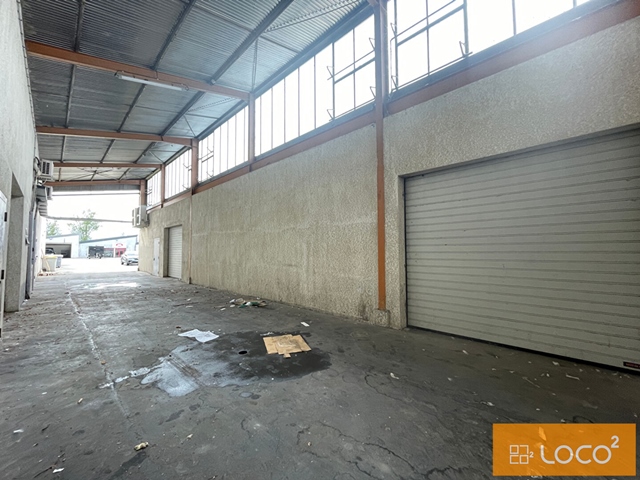 Local d'activité de 228 m²- ALBANORD
