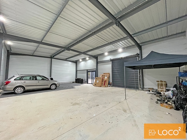 Entrepôt de 300 m² - ZI du Futuropôle