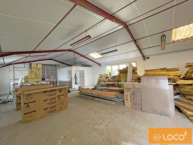 Local d'activité de 260 m² - ZA DU CASQUE - LOT 3 et 4