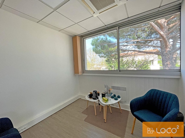 Bureaux de 55 m² en R+1