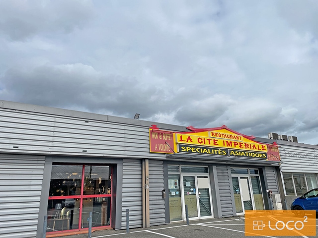 Local commercial de 600 m²- ALBANORD