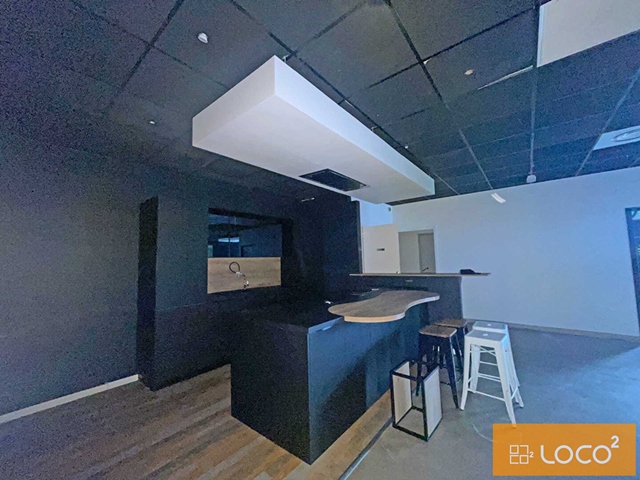Local commercial de 480 m²- ALBANORD
