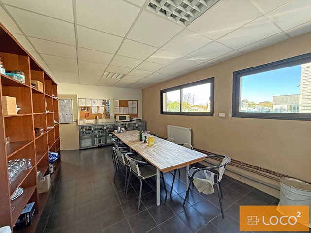 A VENDRE - ENTREPÔT AUTERIVE