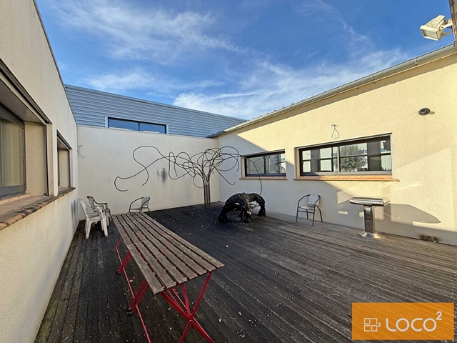 A VENDRE - ENTREPÔT AUTERIVE