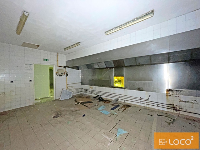 Local commercial de 390 m² - ALBANORD