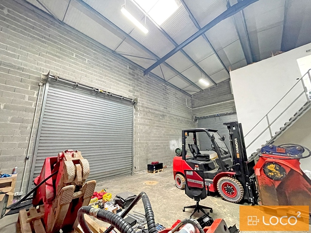 Local d'activité de 150 m² - ZAC DE LA Gravette