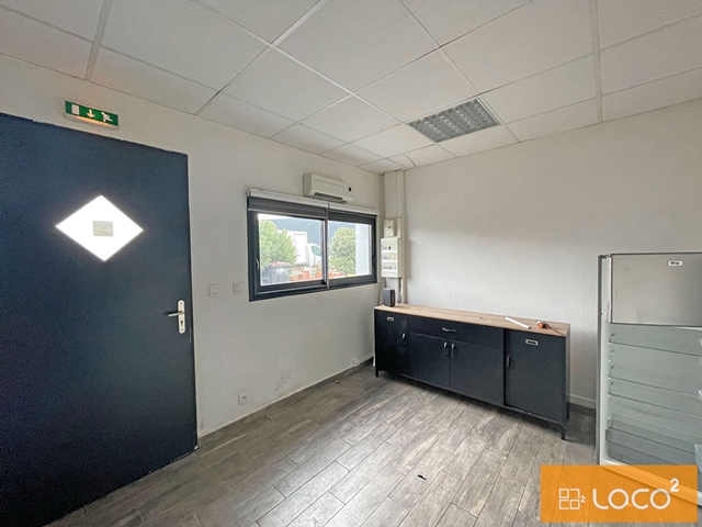 Local d'activité de 150 m² - ZAC DE LA Gravette