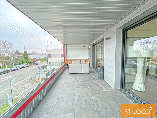 Bureaux et Stock zone de Thibaud