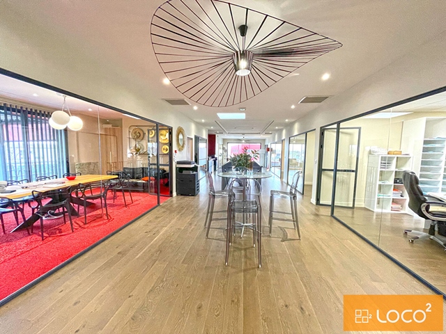 Bureaux et Stock zone de Thibaud