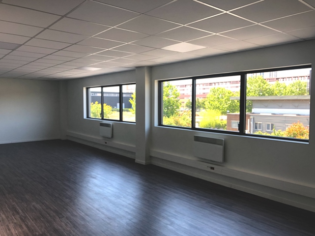 Local d'activité de 260 m² - OPUS PARK