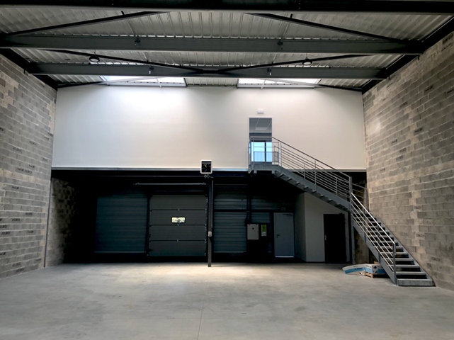 Local d'activité de 260 m² - OPUS PARK