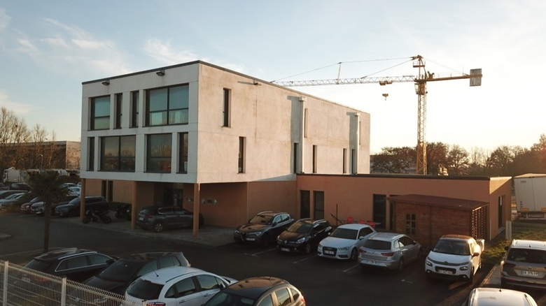 Bâtiment d'activité à louer