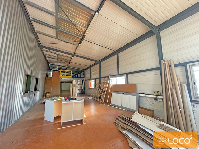 Entrepôt de 228 m² - ZAC DE FRANCAZAL