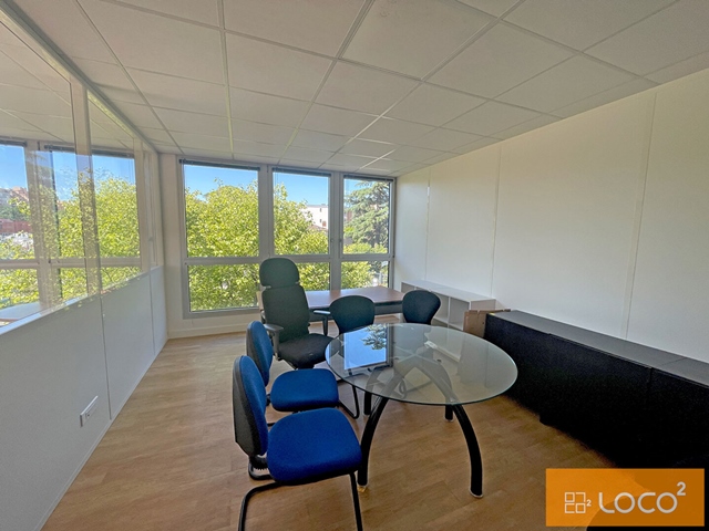 Bureaux à louer intra muros