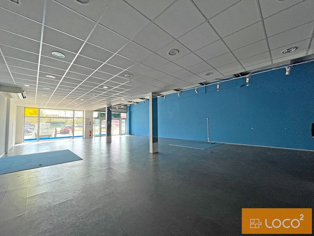 Local commercial de 250 m² - ZA du FUTUROPÔLE