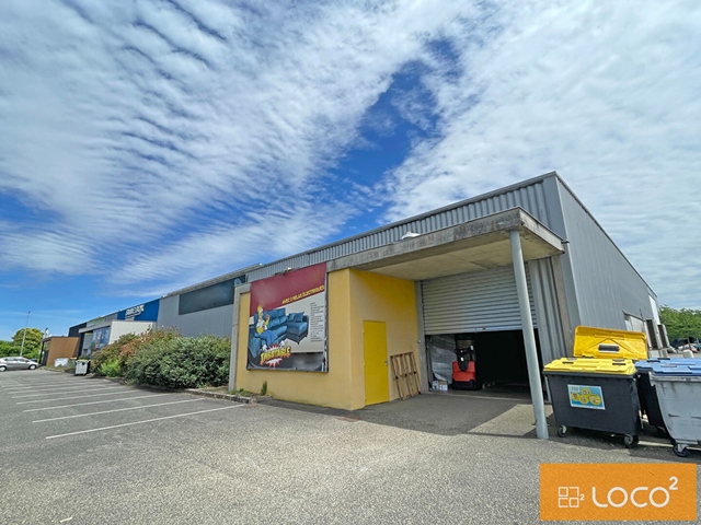 Local commercial de 840 m² - Zone du FUTUROPÔLE
