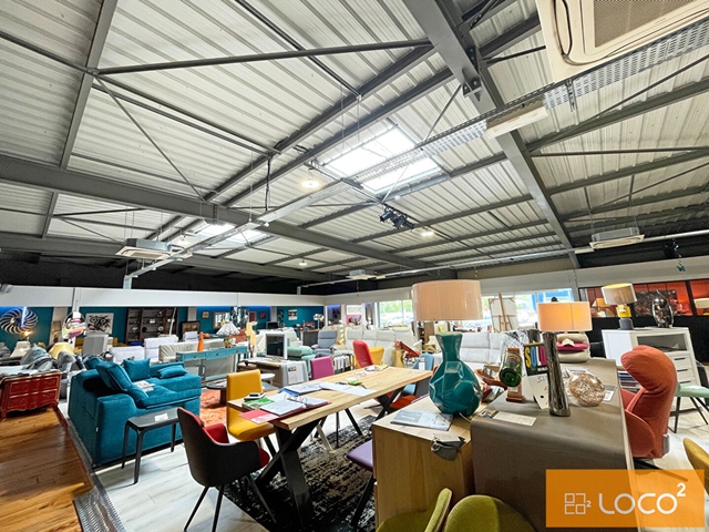 Local commercial de 840 m² - Zone du FUTUROPÔLE