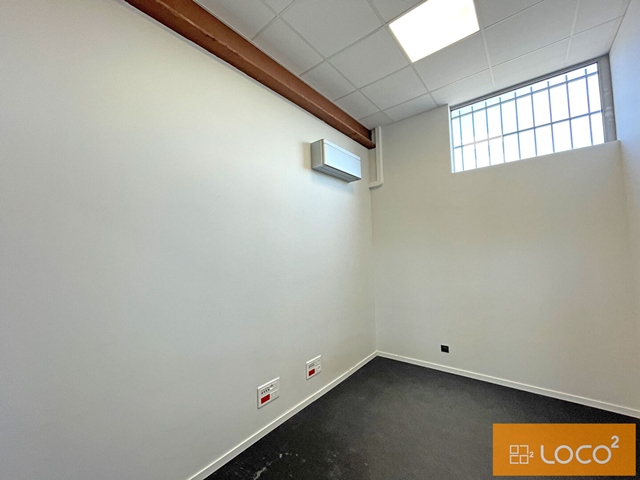 Local d'activité de 140 m²- ZI de Thibaud