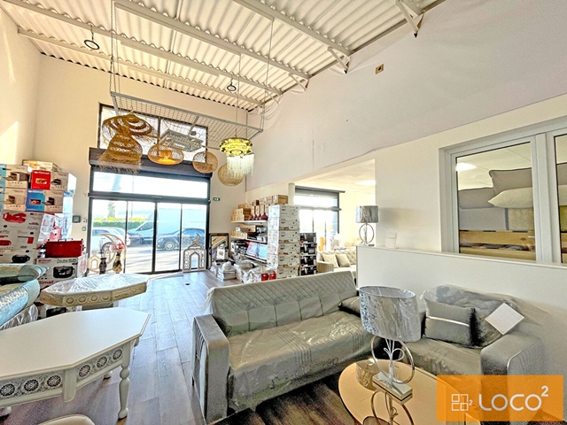 Local commercial de 474 m²
