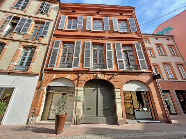 RARE: Bureaux ERP à louer en Hyper-centre