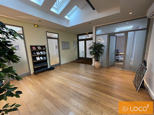 RARE: Bureaux ERP à louer en Hyper-centre