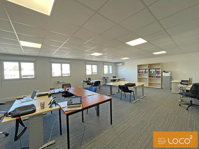 Local d'activité 303 m² - ZI LA VIOLETTE