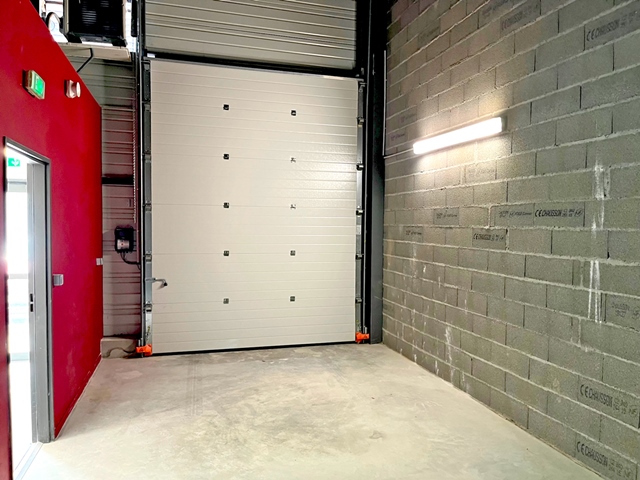 A22 - Local d'activité de 83 m² - SPI PARC DUMAINE